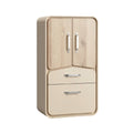 Technische titel in het Nederlands: **Moderne beige keukenkast met houten afwerking en handgrepen**